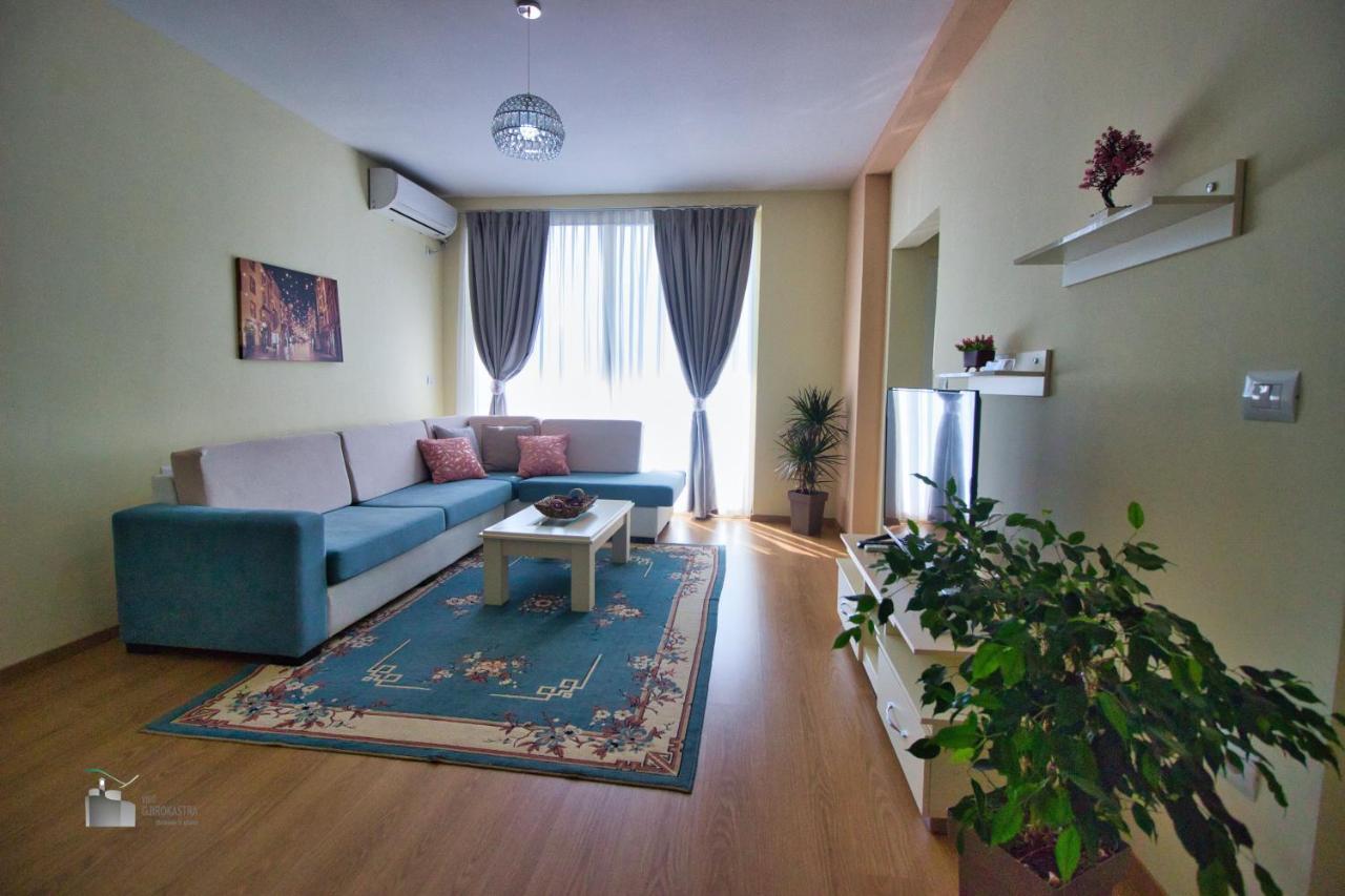 Dai Apartments Gjirokastër Exteriör bild